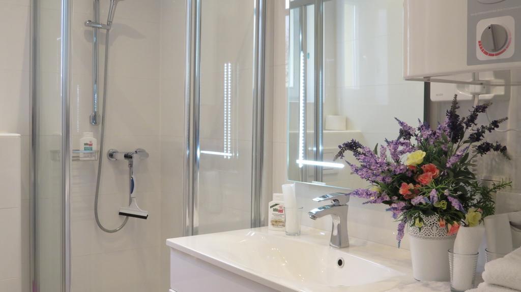 Apartement Maria Trost กราซ ภายนอก รูปภาพ
